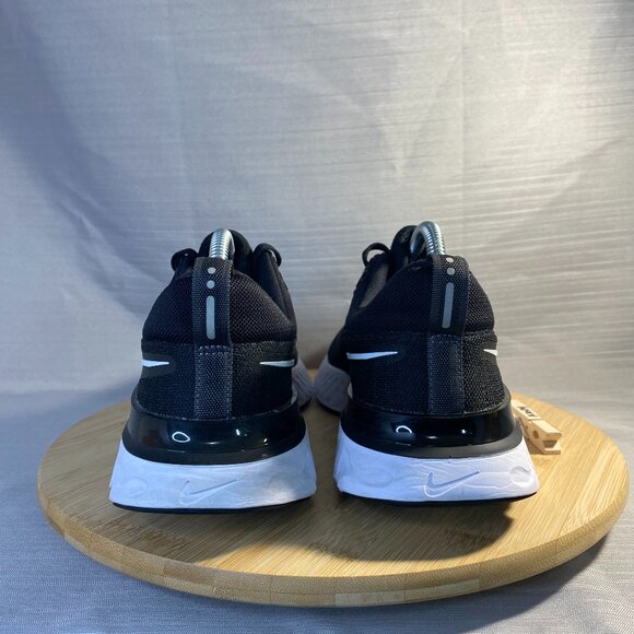 Size 9.5 - Nike React Infinity Run Flyknit 2 Black/White Sneakers Shoes A1004 - Picture 4 of 7